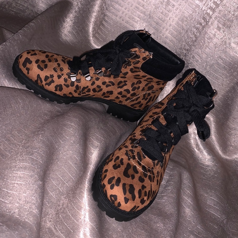 Women’s boots